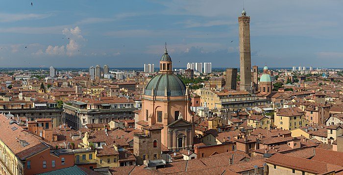 BOLOGNA a tour of Art, History and Food